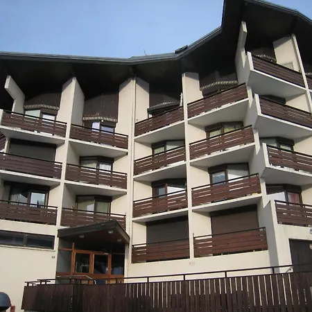 2 Pieces Au Pied Avec Balcon Et Garage A La Clusaz, Proche Des Pistes Et Du Ski-bus - Fr-1-459-169 *
